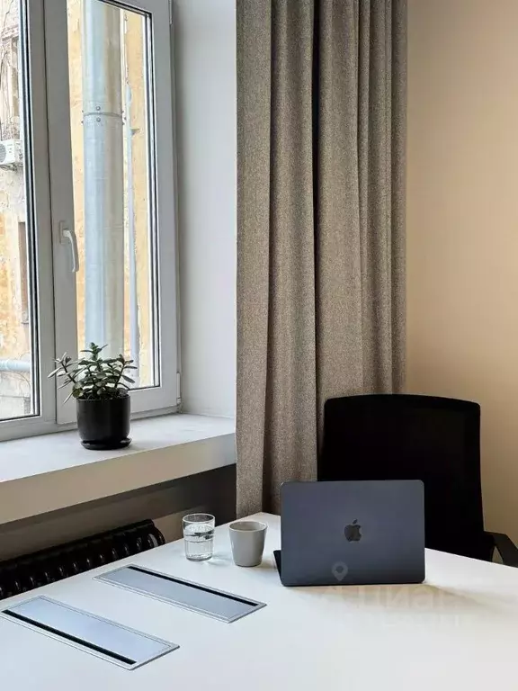 Офис в Свердловская область, Екатеринбург пер. Химиков, 3 (20 м) - Фото 1