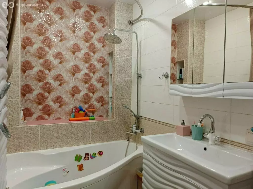 3-комнатная квартира: Красный Бор, Солнечная улица, 22 (85.9 м) - Фото 0