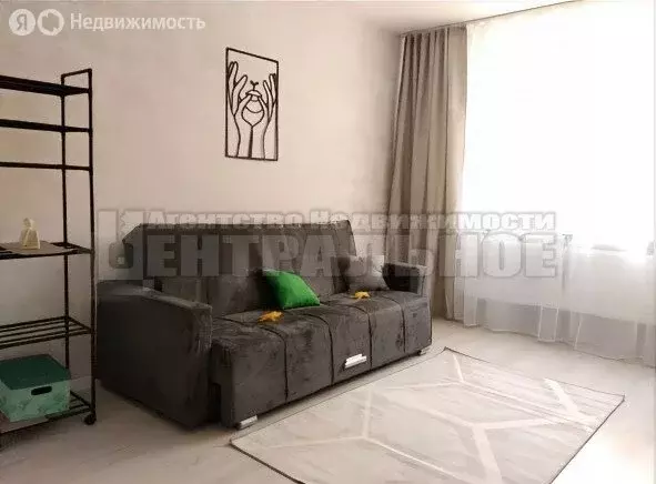 3-комнатная квартира: Смоленск, улица Маршала Ерёменко, 8 (70 м) - Фото 0