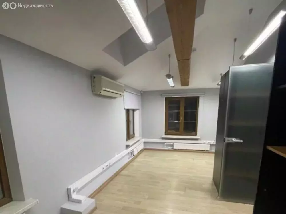 Офис (323 м) - Фото 1