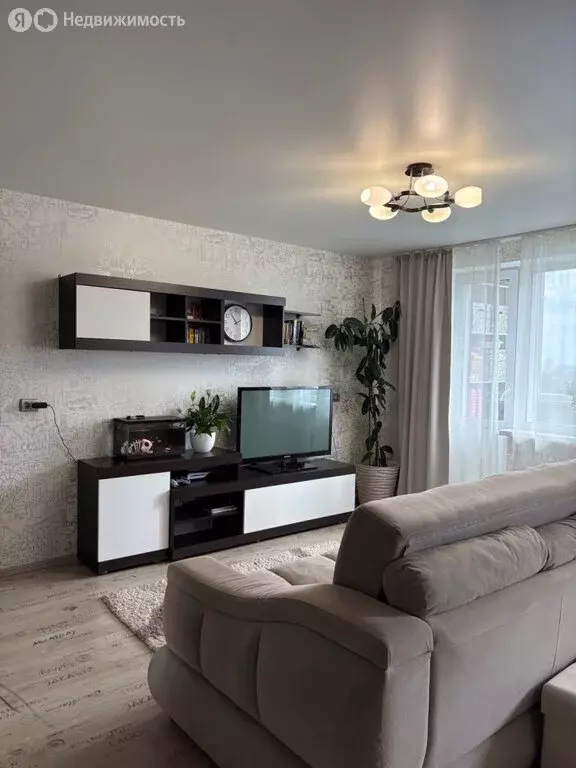 2-комнатная квартира: Екатеринбург, улица Металлургов, 10А (42 м) - Фото 2