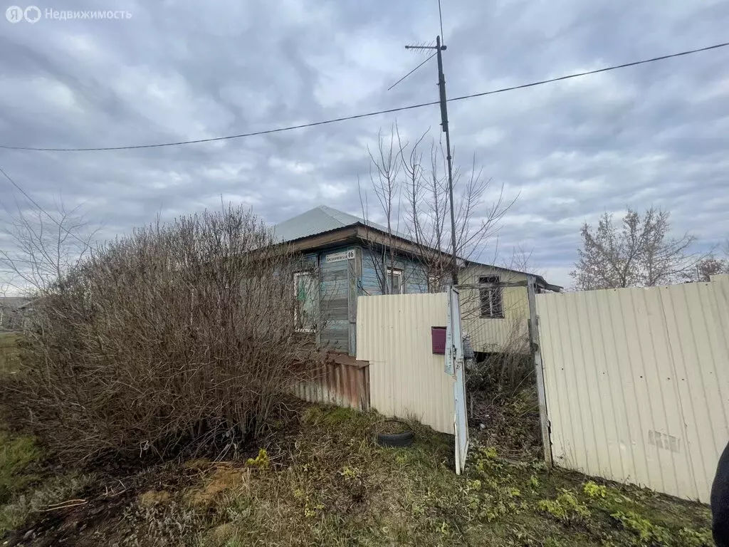Дом в село Покровка, Красноармейская улица, 46 (54.3 м) - Фото 1