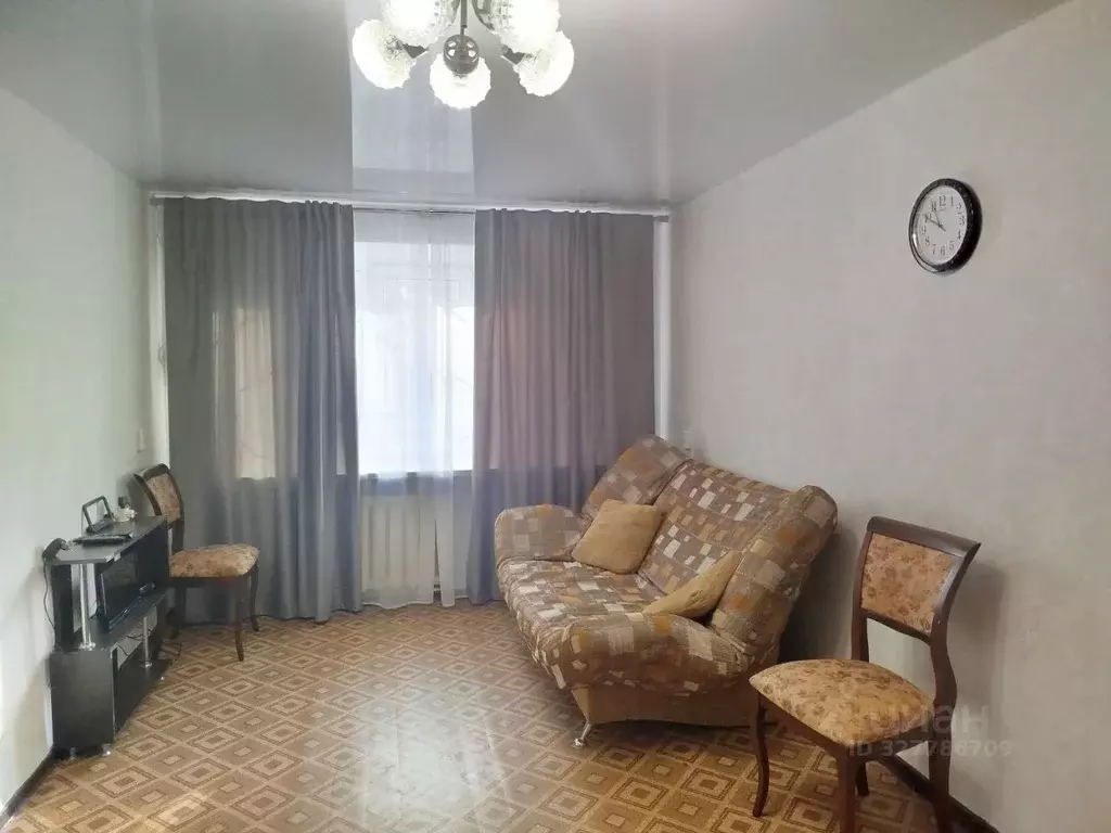 1-к кв. Оренбургская область, Оренбург Туркестанская ул., 8В (30.0 м) - Фото 1