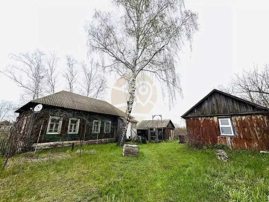 Дом в Белгородская область, Старооскольский городской округ, с. ... - Фото 1