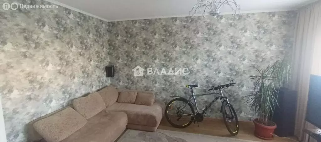 3-комнатная квартира: Пенза, улица Можайского, 12 (66 м) - Фото 1