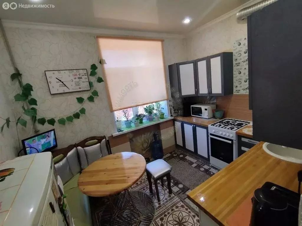 3-комнатная квартира: Курск, 2-й Промышленный переулок, 2/6 (77 м) - Фото 1