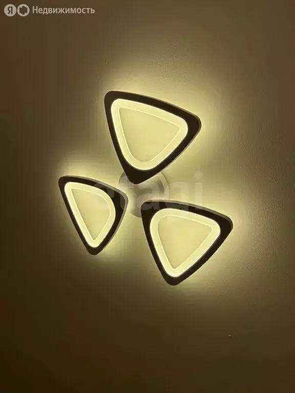 Квартира-студия: Тюмень, Харьковская улица, 69А (15 м) - Фото 1