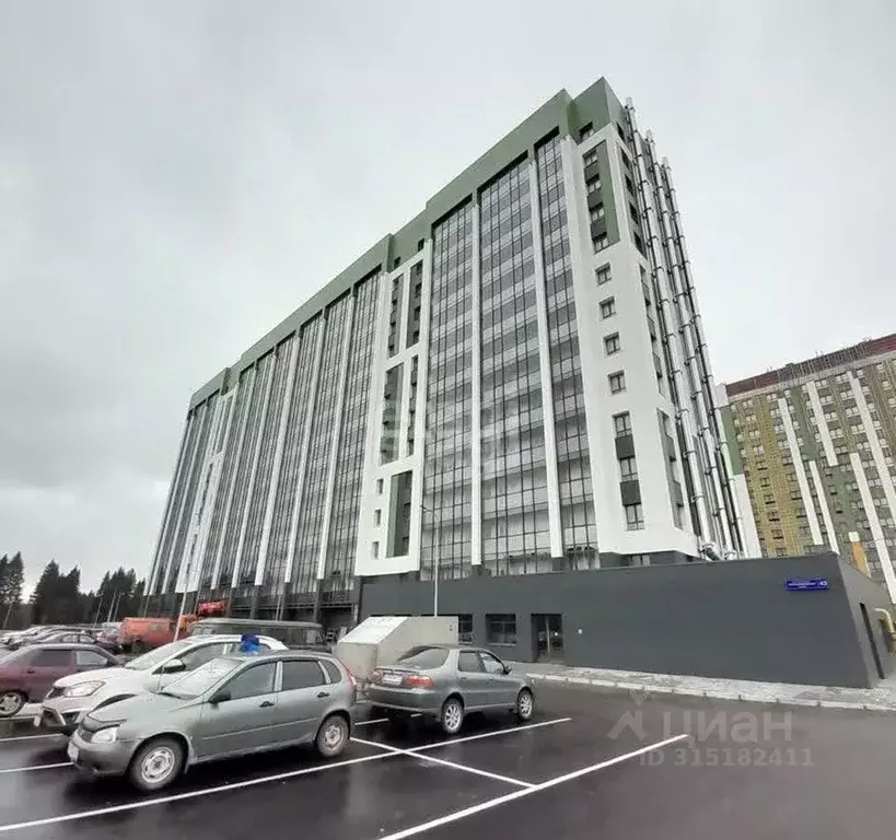 2-к кв. Коми, Сыктывкар Петрозаводская ул., 43 (45.0 м) - Фото 0