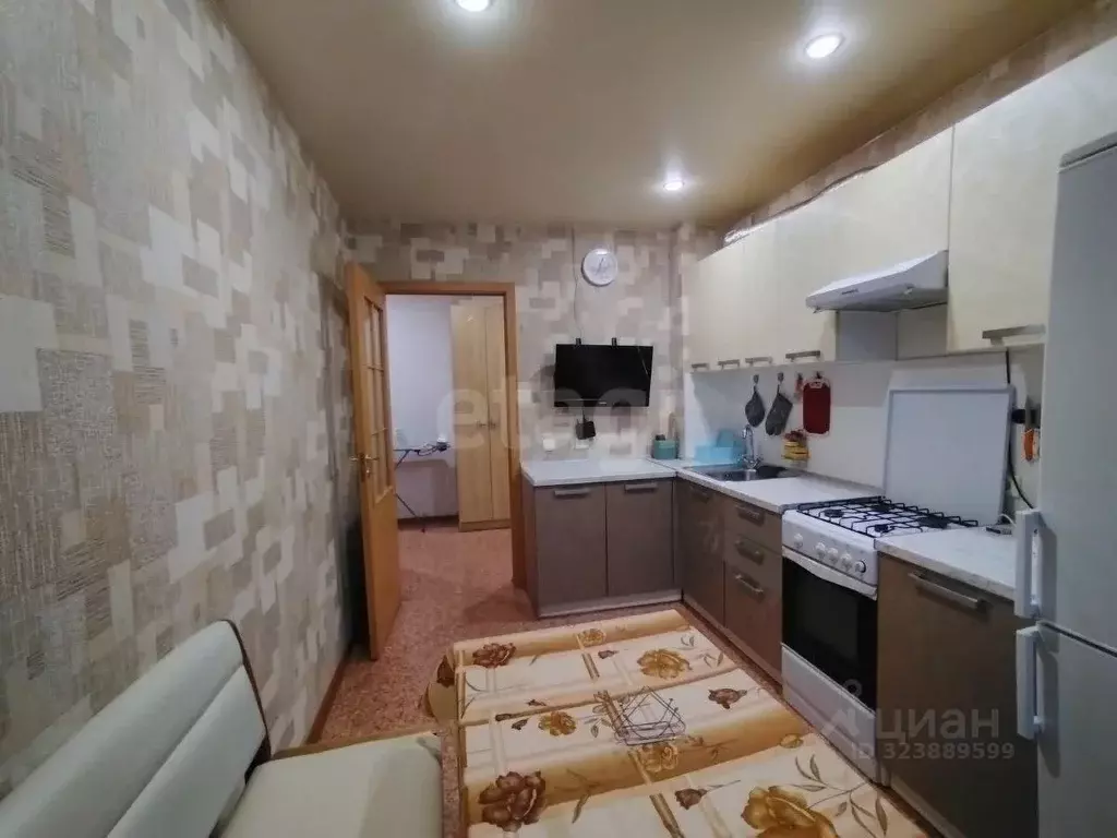 2-к кв. Вологодская область, Череповец Октябрьский просп., 74 (53.7 м) - Фото 1