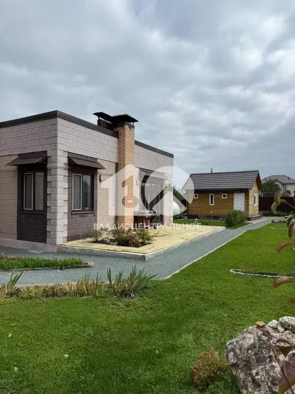 Дом в Новосибирская область, Мошковский район, пос. Октябрьский ул. ... - Фото 1