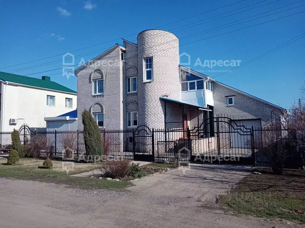 Дом в Волгоградская область, Городищенский район, Новонадеждинское ... - Фото 1