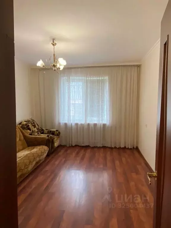 3-к кв. Северная Осетия, Владикавказ Кабардинская ул., 41 (80.0 м) - Фото 1