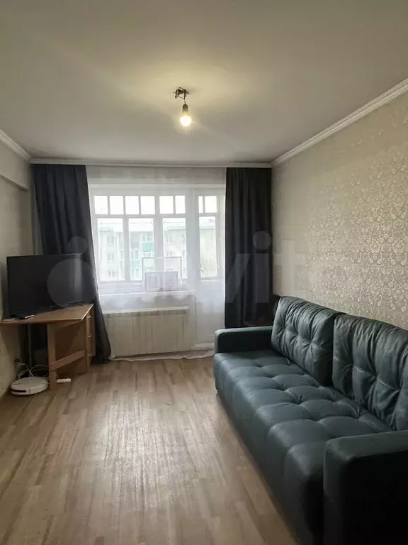 1-к. квартира, 31,7 м, 5/5 эт. - Фото 0