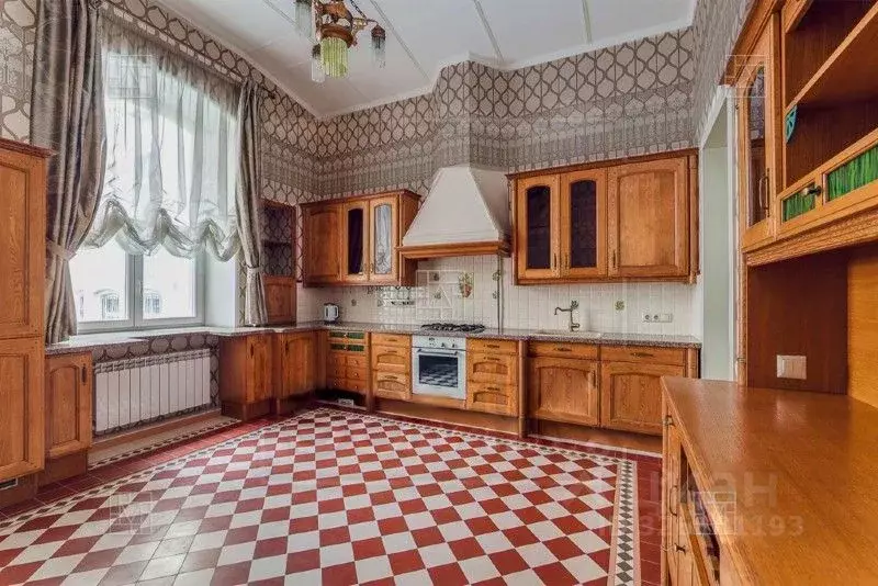 5-к кв. Москва ул. Пречистенка, 28 (250.0 м) - Фото 1