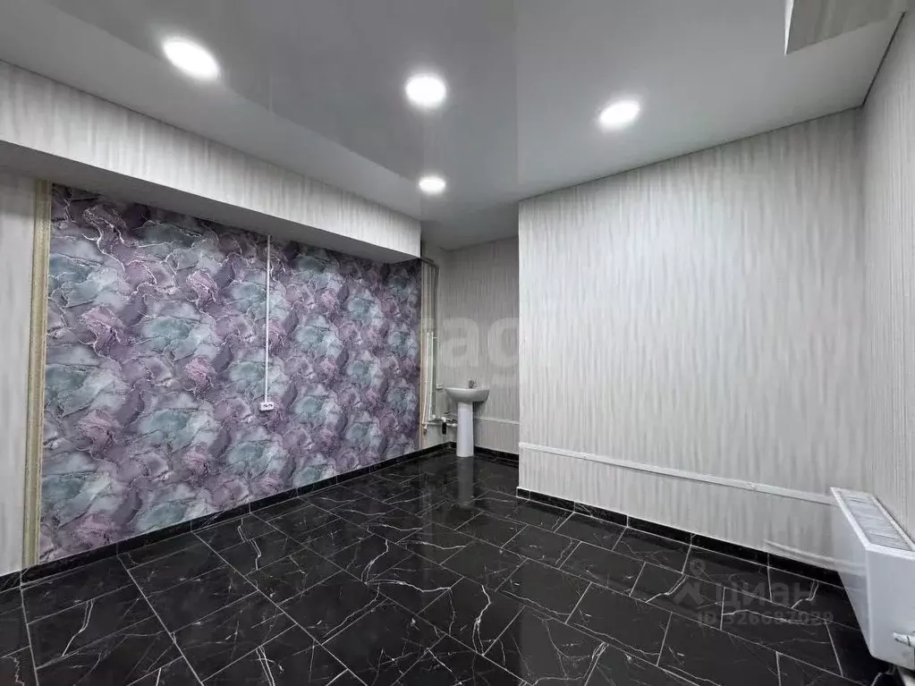 Помещение свободного назначения в Краснодарский край, Краснодар ул. ... - Фото 2