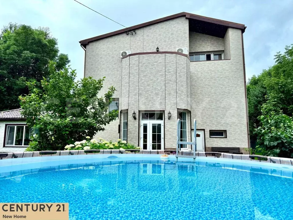 Дом в Приморский край, Владивосток Находкинская ул., 2М (330 м) - Фото 1