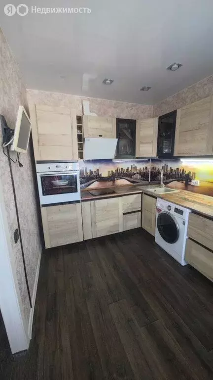 3-комнатная квартира: Арсеньев, улица Ломоносова, 72 (65.7 м) - Фото 1