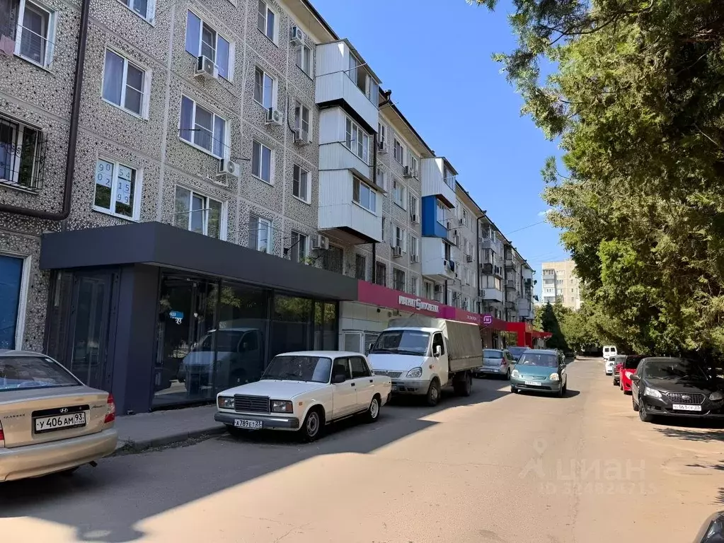 Торговая площадь в Краснодарский край, Краснодар ул. Имени Дмитрия ... - Фото 2