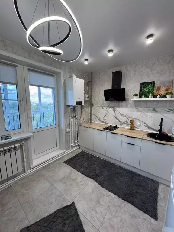 1-к. квартира, 40 м, 4/10 эт. - Фото 1