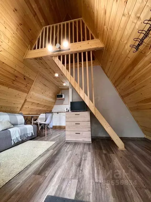 Дом в Карачаево-Черкесия, Зеленчукский район, с. Архыз  (25 м) - Фото 1
