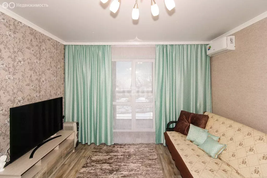 Квартира-студия: Тюмень, Комбинатская улица, 54к2 (25.7 м) - Фото 1