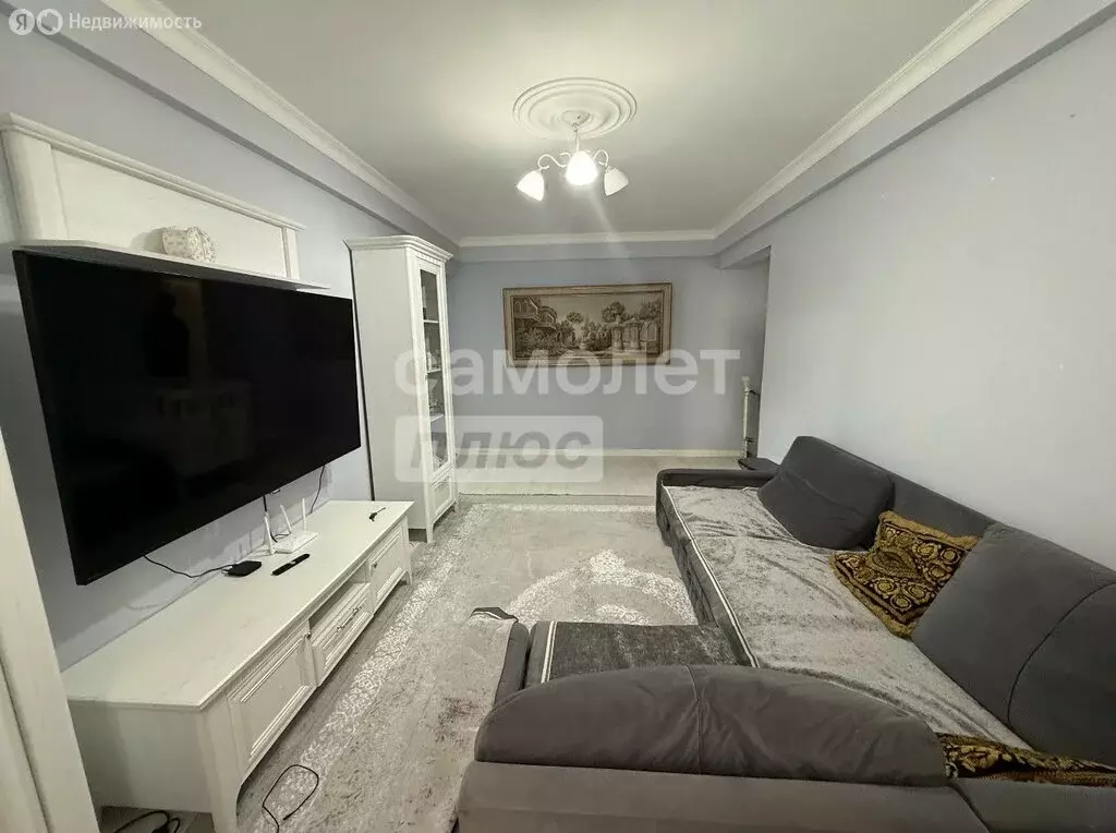 3-комнатная квартира: Каспийск, улица Ленина, 98А (73 м) - Фото 0