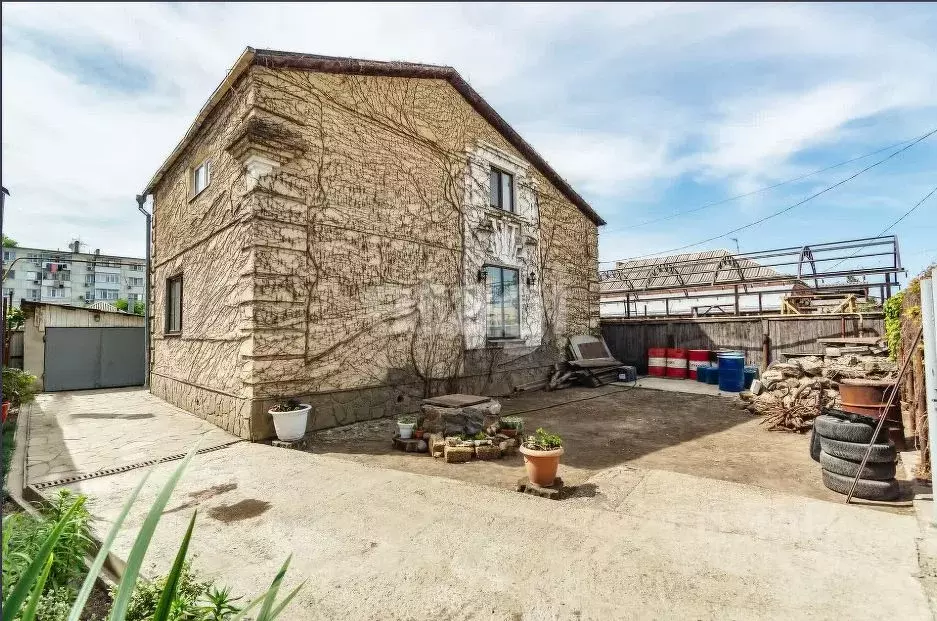 Дом в Ростовская область, Батайск ул. Чапаева (135 м) - Фото 1