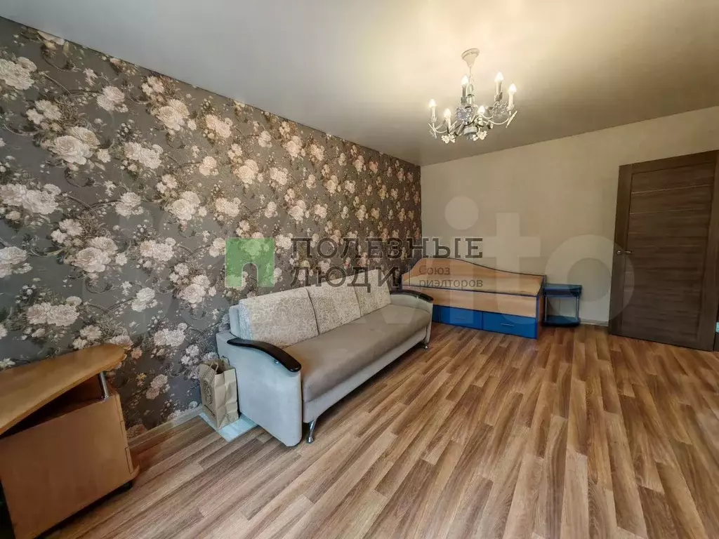 1-к. квартира, 37,5 м, 1/3 эт. - Фото 1