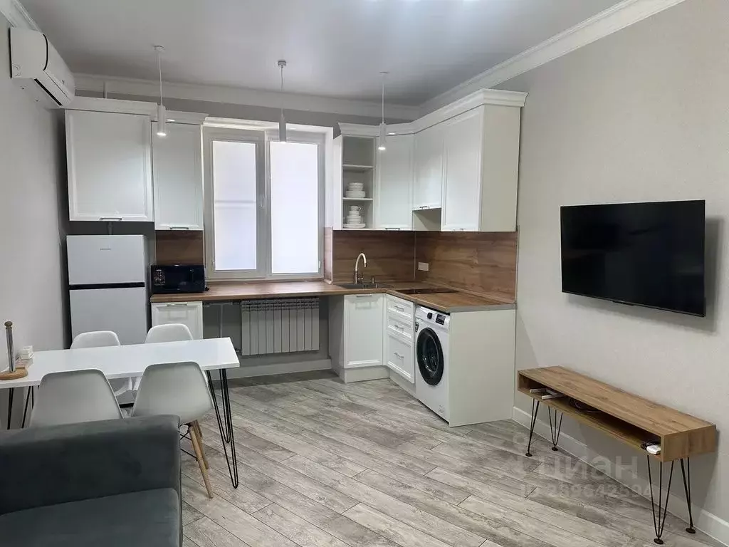 2-к кв. Дагестан, Каспийск ул. М. Халилова, 6 (40.0 м) - Фото 0