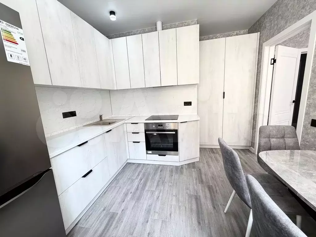 2-к. квартира, 55 м, 4/7 эт. - Фото 1