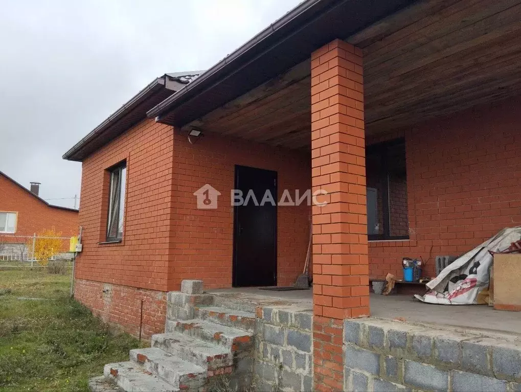 Дом в Белгородская область, Белгородский район, Пушкарское с/пос, с. ... - Фото 1