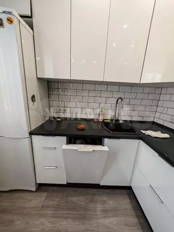1-к. квартира, 38 м, 6/10 эт. - Фото 0