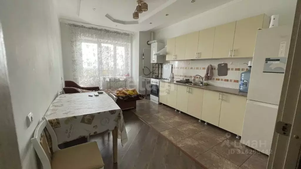 1-к кв. Ставропольский край, Ессентуки Октябрьская ул. (49.0 м) - Фото 0