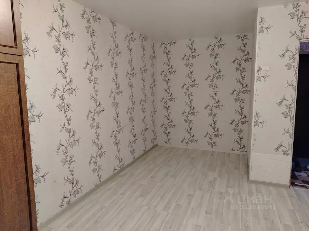 1-к кв. Пермский край, Краснокамск ул. 50 лет Октября, 5А (30.4 м) - Фото 2