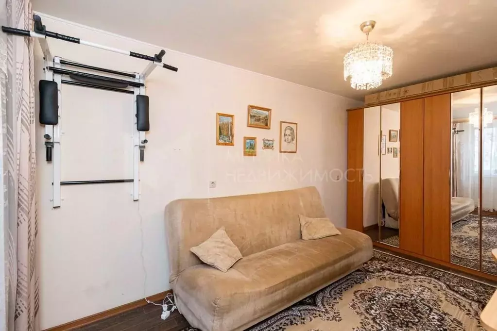 2-к кв. Тюменская область, Тюмень Ямская ул., 77 (50.0 м) - Фото 1