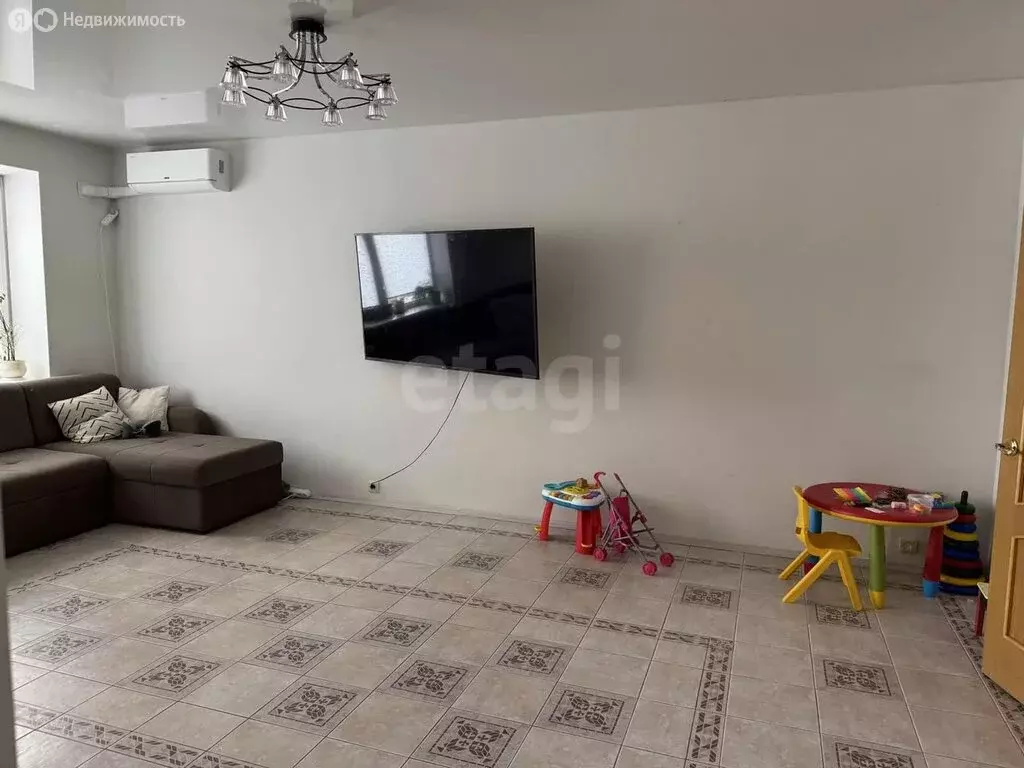 3-комнатная квартира: Якутск, улица Лермонтова, 94 (92.4 м) - Фото 1