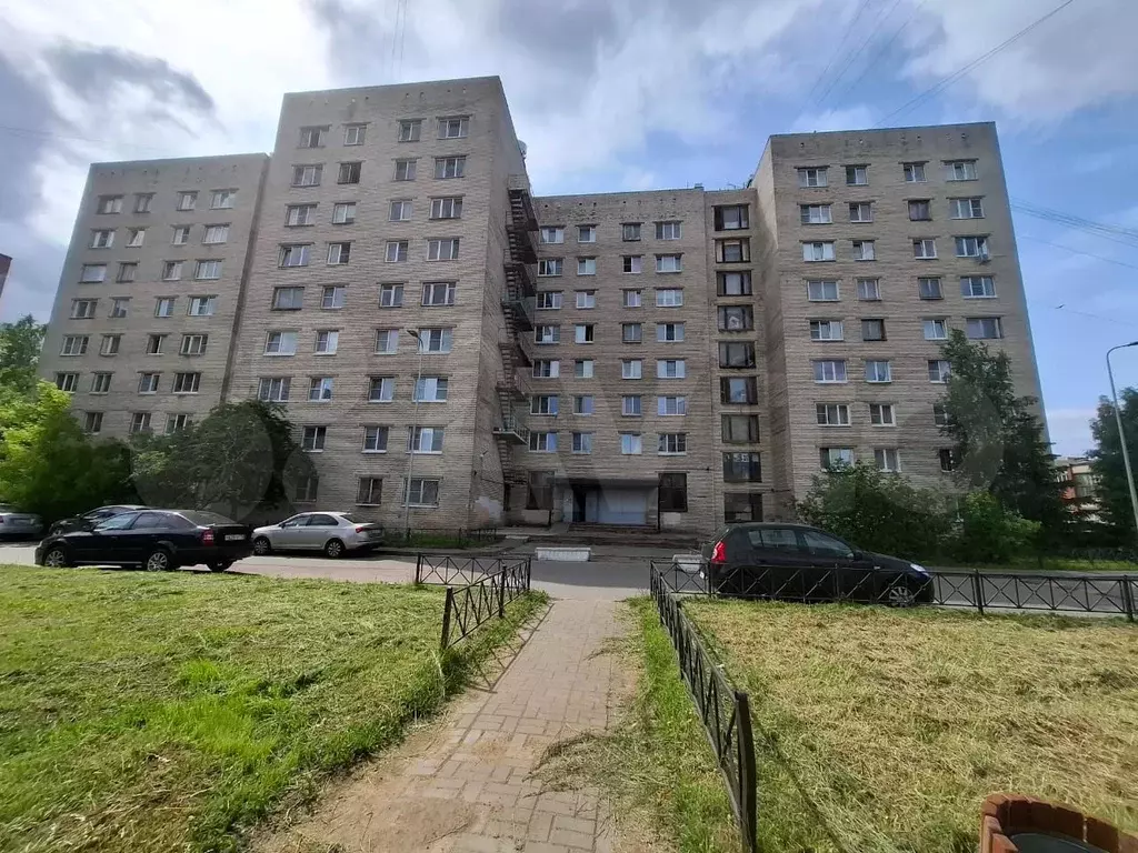 Комната 13 м в 8-к., 5/9 эт. - Фото 0