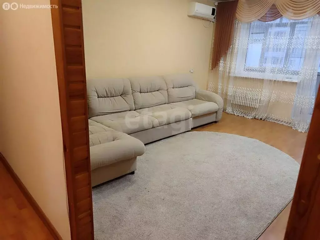 3-комнатная квартира: Оренбург, улица Лабужского, 12/1 (65.9 м) - Фото 1