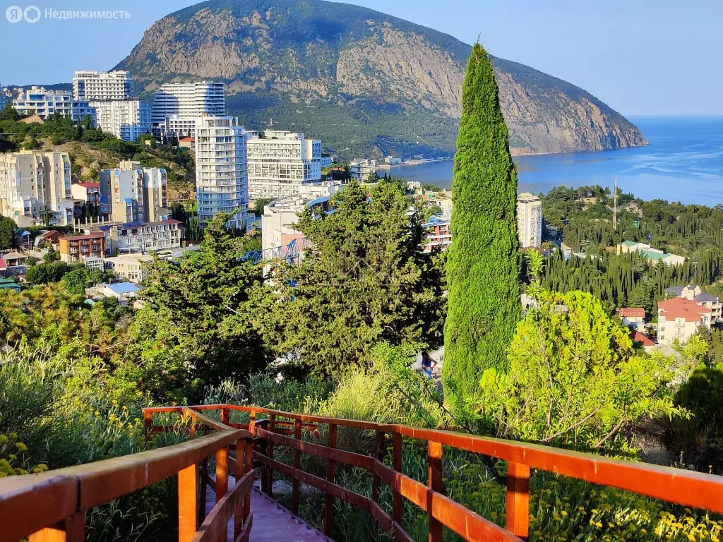 2-комнатная квартира: Гурзуф, улица 60 лет СССР, 18 (62 м) - Фото 1