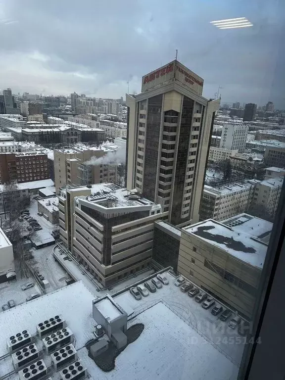 Помещение свободного назначения в Свердловская область, Екатеринбург ... - Фото 0