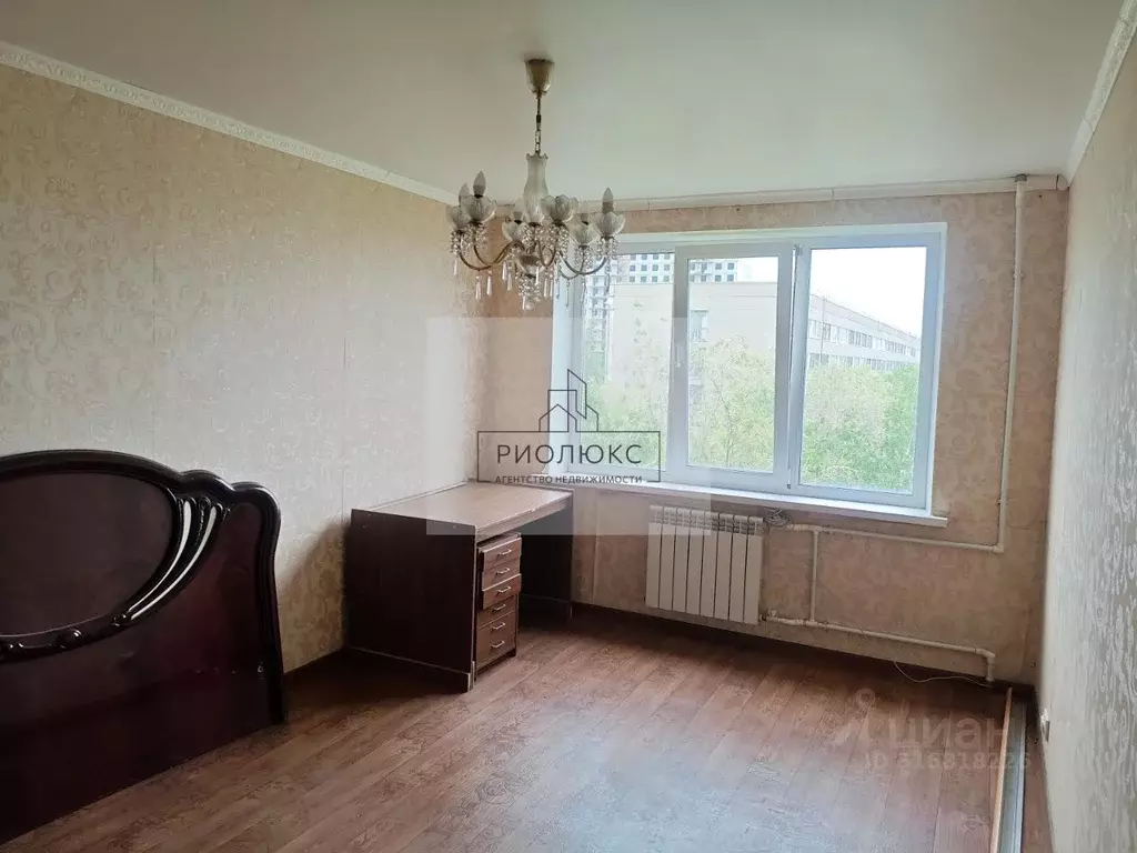 3-к кв. Челябинская область, Магнитогорск ул. Сталеваров, 28 (65.5 м) - Фото 0
