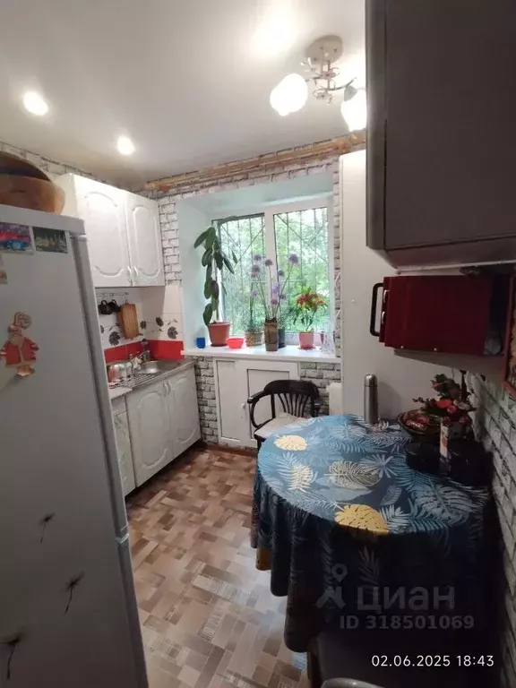 2-к кв. Пермский край, Пермь ул. Генерала Черняховского, 64 (46.4 м) - Фото 0