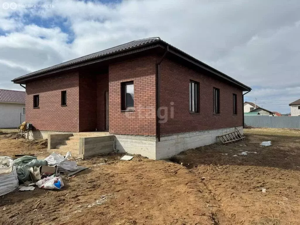 Дом в Калужская область, Малоярославецкий муниципальный округ, ... - Фото 1