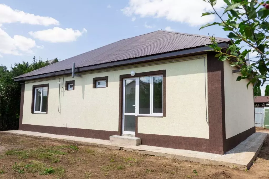 Дом в Оренбургская область, Оренбургский район, Нежинский сельсовет, ... - Фото 1