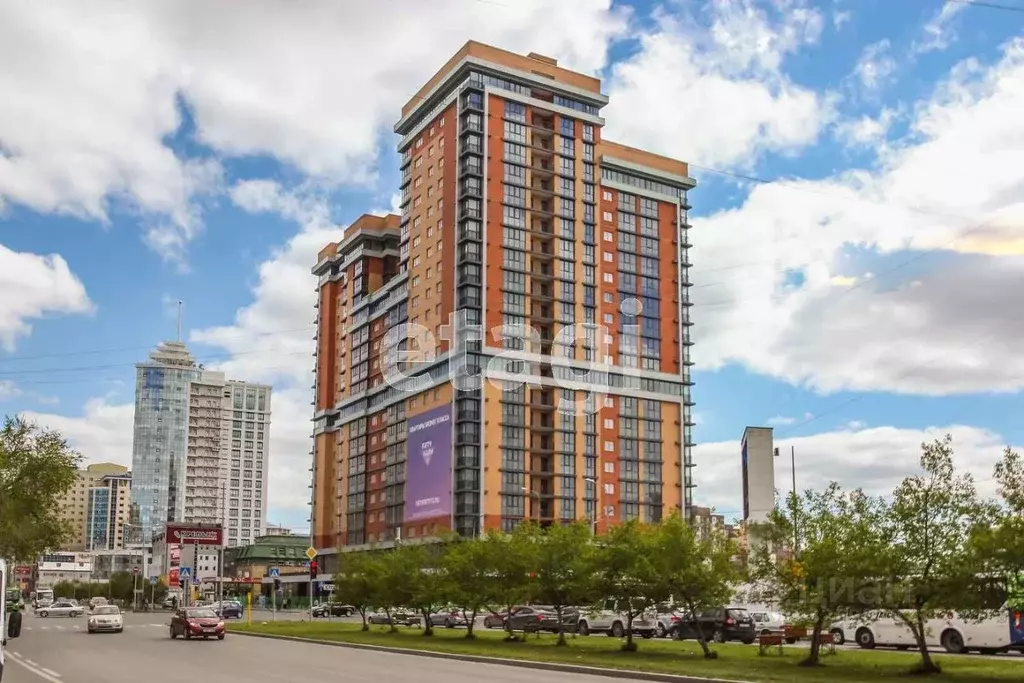 4-к кв. Тюменская область, Тюмень ул. 50 лет Октября, 4 (151.3 м) - Фото 1