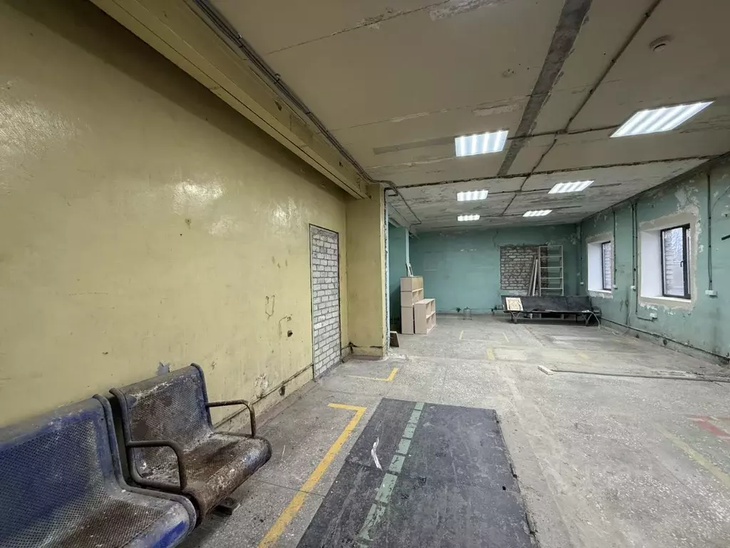 Помещение свободного назначения в Волгоградская область, Волгоград ул. ... - Фото 2