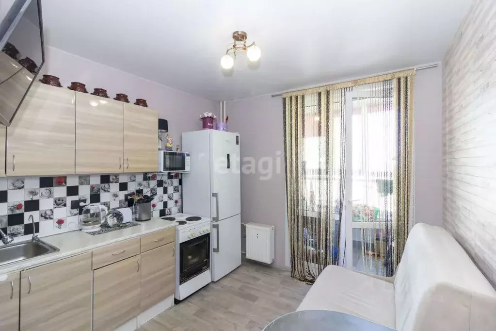 1-к кв. Тюменская область, Тюмень ул. Александра Протозанова, 12к1 ... - Фото 2