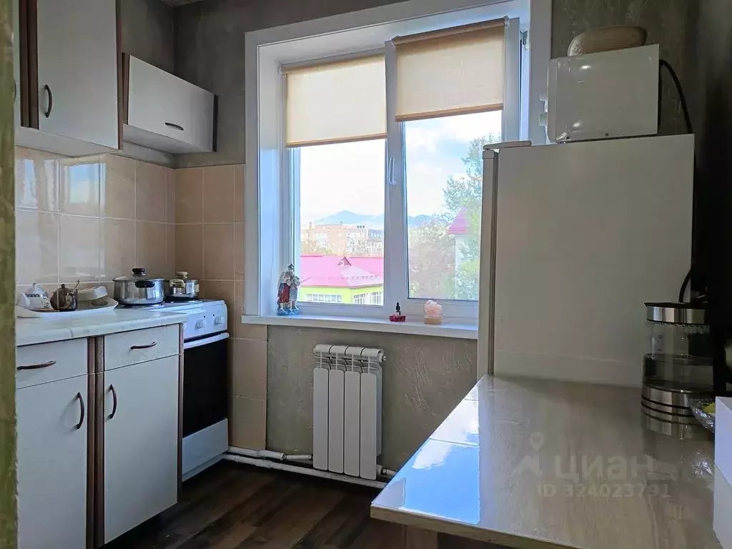 1-к кв. Сахалинская область, Южно-Сахалинск просп. Победы, 88 (30.0 м) - Фото 1