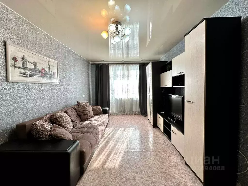 1-к кв. Кемеровская область, Юрга бул. Металлургов, 2 (35.0 м) - Фото 1