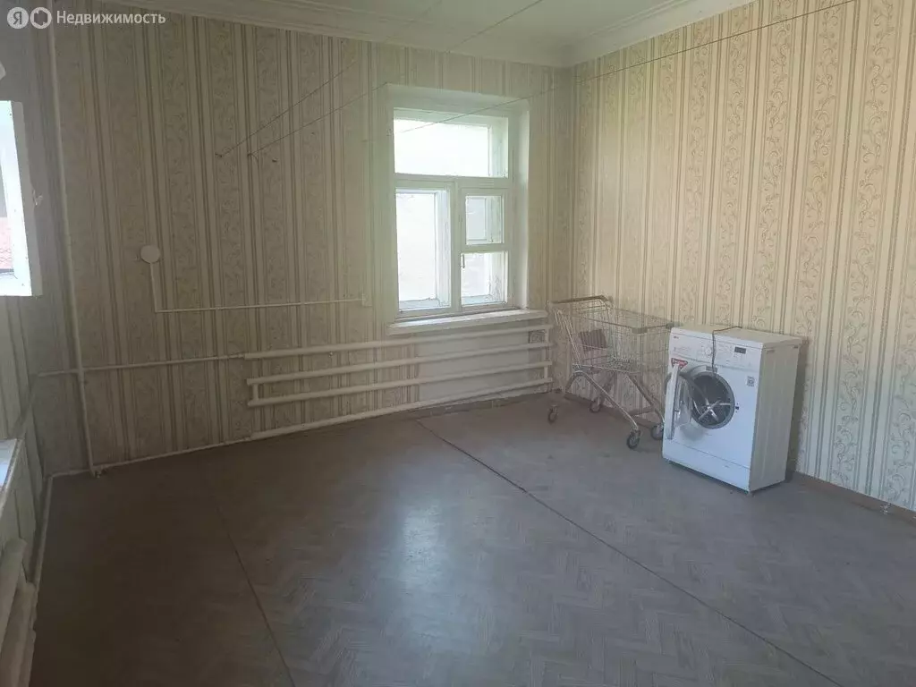 2-комнатная квартира: Лакинск, улица 10 Октября, 3 (50 м) - Фото 0